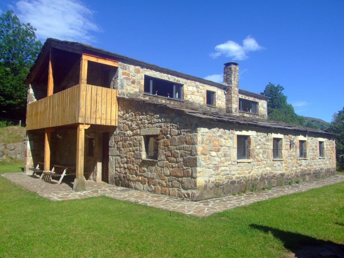 Las Hayucas San Roque de Riomiera Exterior photo